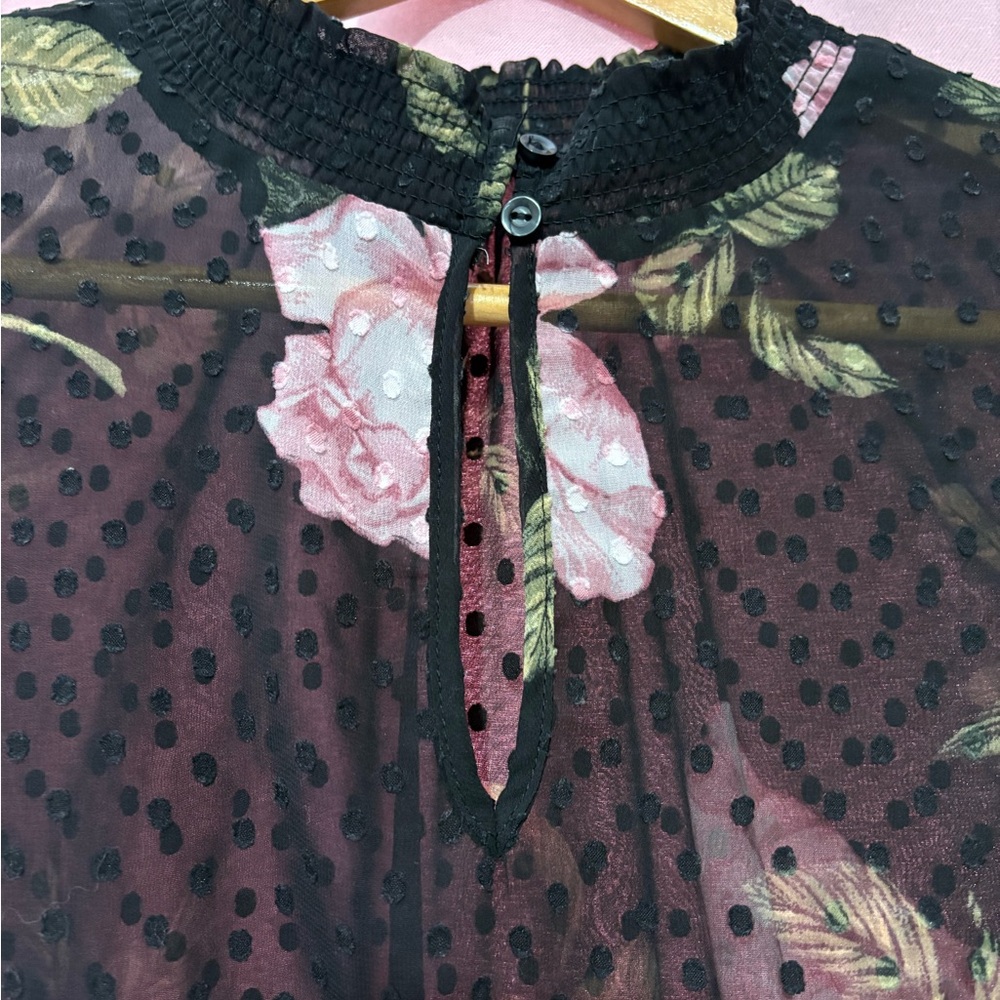 Floral Sheer Blouse - Picture 5 of 8